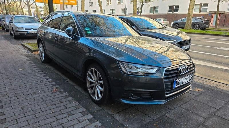 Gebraucht Audi A4 190 PS (139 kW) 2018 Grau Kombi