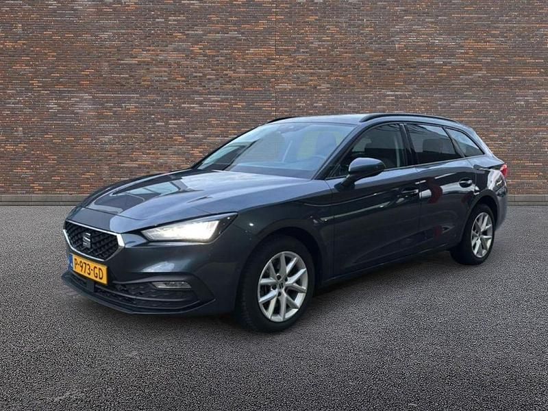 Gebraucht Seat Leon Business 116 PS (85 kW) 2022 Grau Limousine