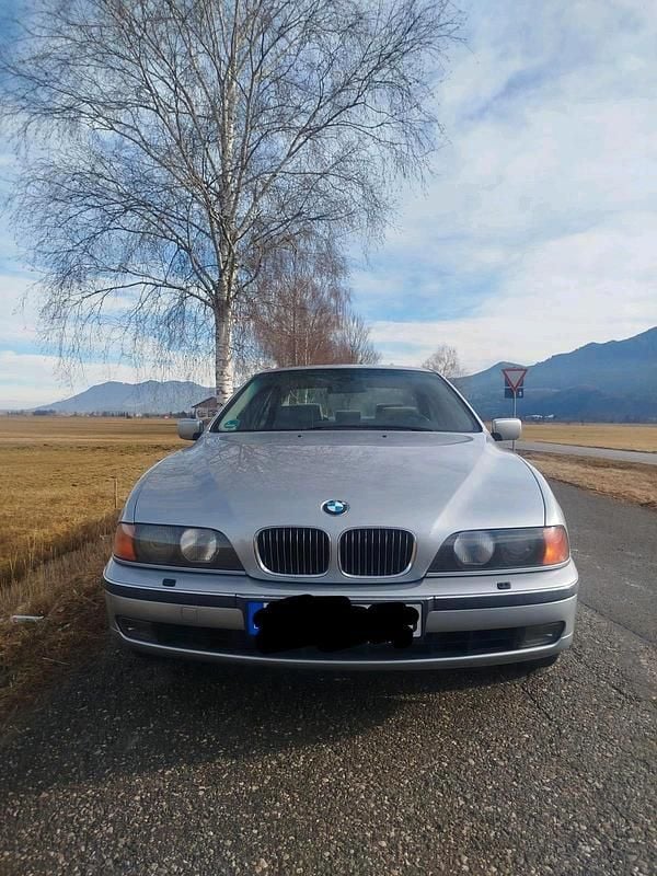 Gebraucht BMW 540 286 PS (210 kW) 1998 Silber Limousine
