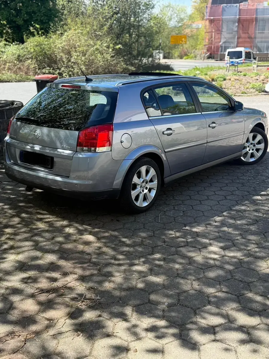 Gebraucht Opel Signum 154 PS (113 kW) 2004 Silber Kleinwagen