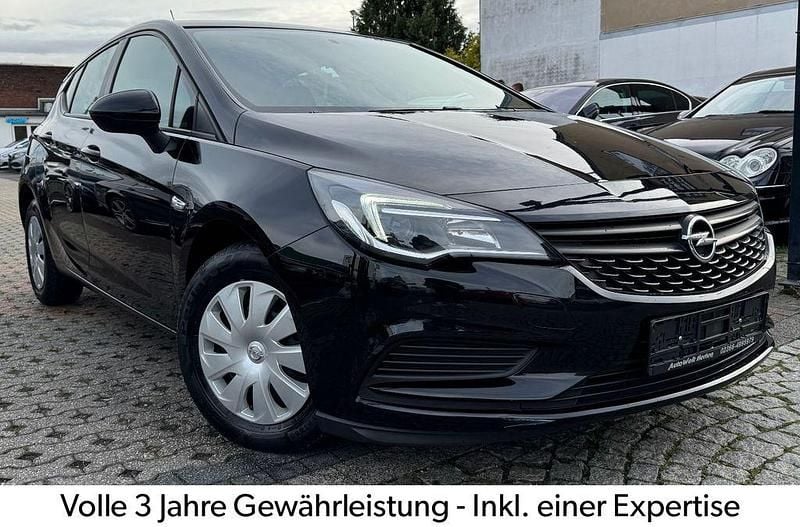 Schwarz Gebraucht 2016 Opel Astra Selection Limousine | 5.998 € (Guter Preis) - Bild 1/4
