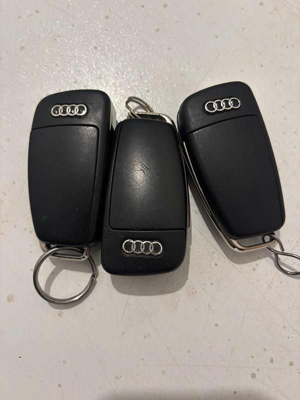 Gebraucht Audi A4 105 PS (77 kW) 2005 Schwarz Kombi