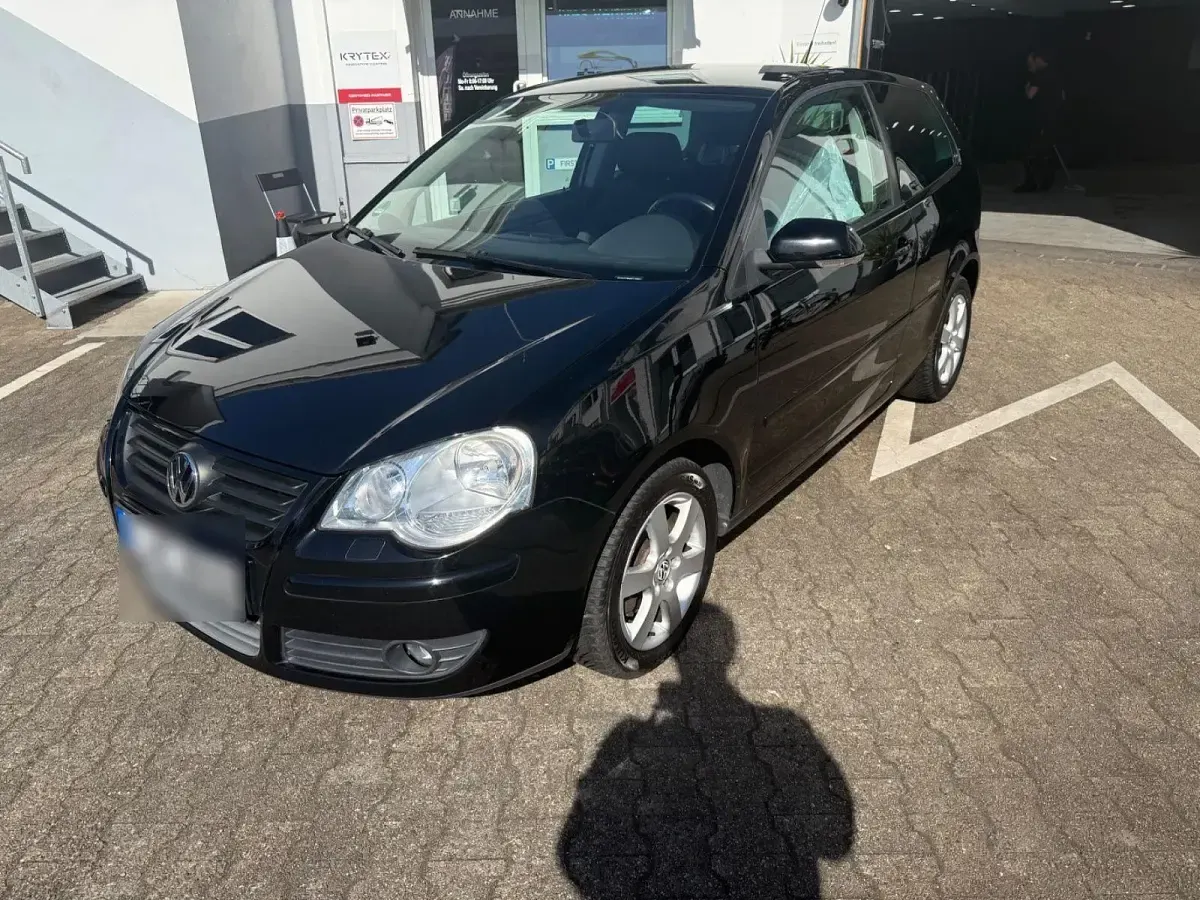 Gebraucht VW Polo Trendline 60 PS (44 kW) 2009 Schwarz Kleinwagen