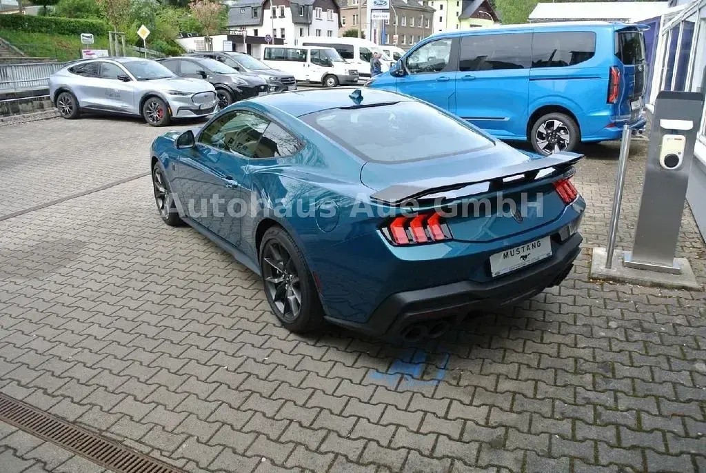 Neu Ford Mustang Dark Horse 454 PS (333 kW) 2026 Blau