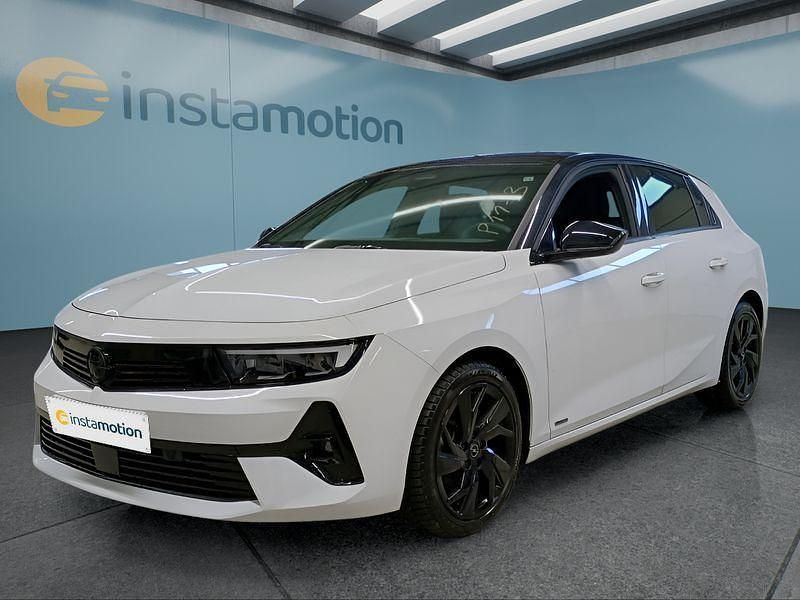 Weiß Gebraucht 2023 Opel Astra Limousine | 23.799 € (Fairer Preis) - Bild 1/4
