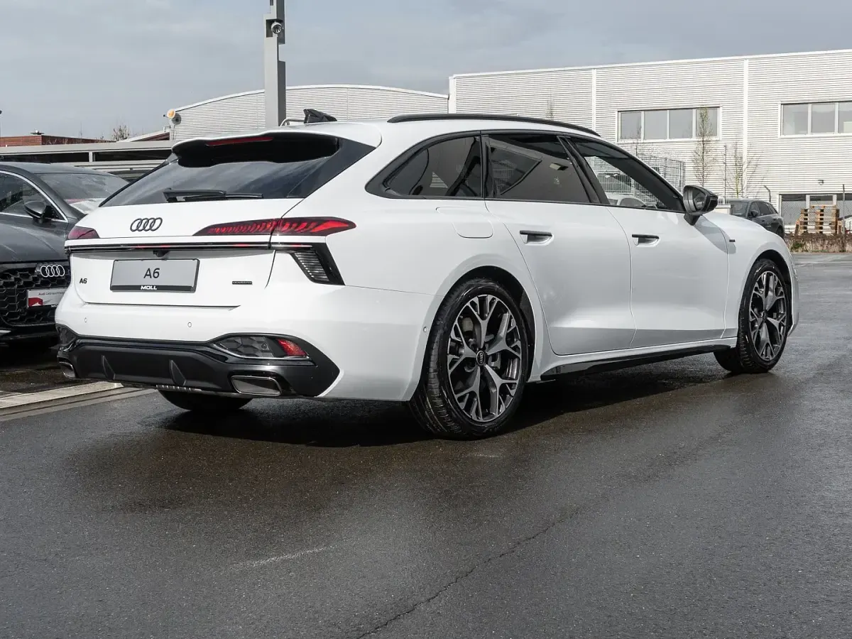 Neu Audi A6 Ambiente 299 PS (219 kW) 2026 Mythosschwarz metallic Kombi