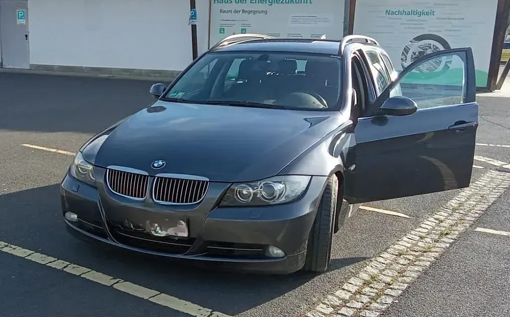 Second-hand BMW 330 Performance 231 CP (169 kW) 2006 Gri Break