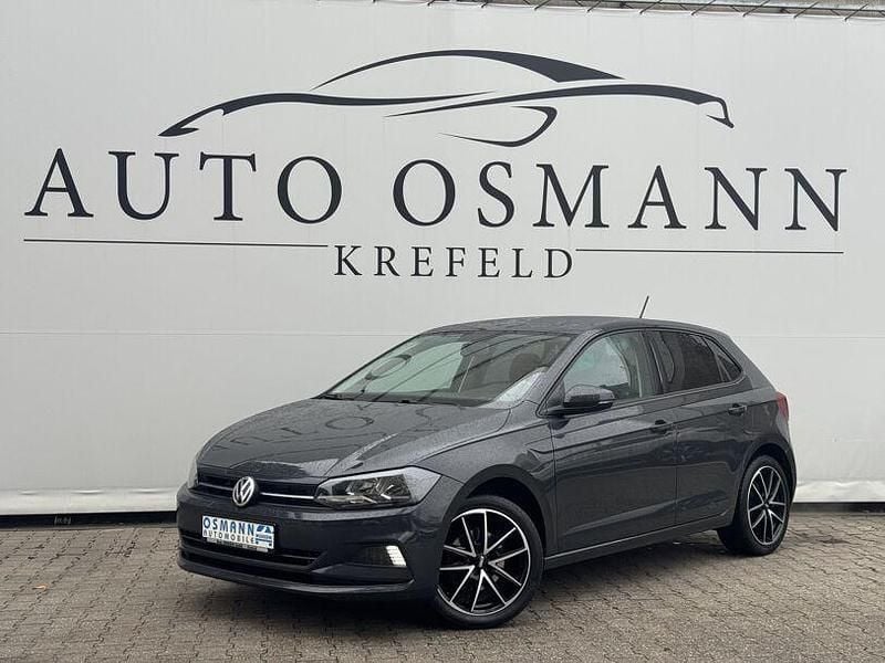 Uranograu Gebraucht 2018 VW Polo Comfortline Limousine | 9.950 € (Fairer Preis) - Bild 1/4