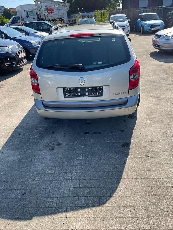 Gebraucht Renault Laguna II 134 PS (98 kW) 2003 Gelb Kombi
