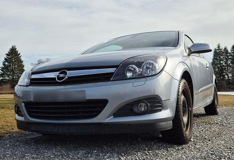 Gebraucht Opel Astra 125 PS (91 kW) 2005 Grau Coupé