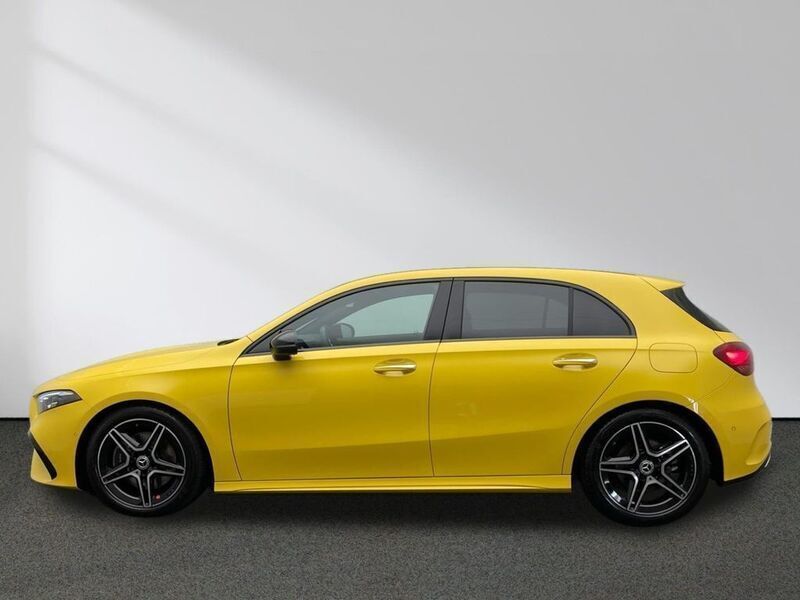 Gebraucht Mercedes A220 AMG 190 PS (139 kW) 2024 Gelb Kleinwagen