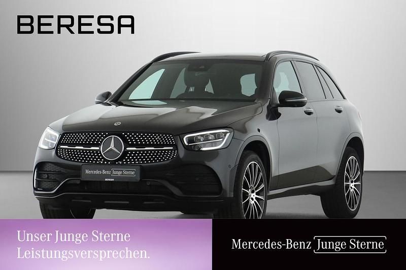 Graulack graphitgrau Gebraucht 2022 Mercedes GLC300e AMG SUV | 52.380 € - Bild 1/3