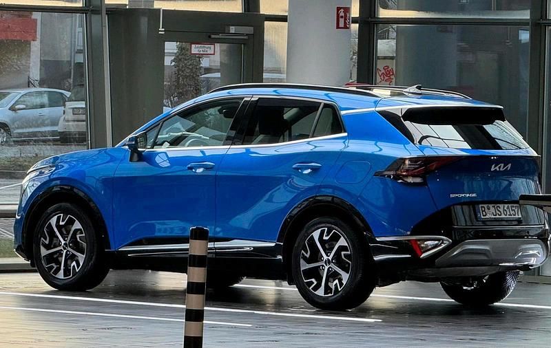 Blau Gebraucht 2022 Kia Sportage Spirit SUV | 26.800 € (Superpreis) - Bild 1/4