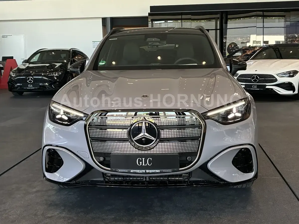 Gebraucht Mercedes GLC400d AMG 359 kW (489 PS) 2026 Lavender silver metallic SUV