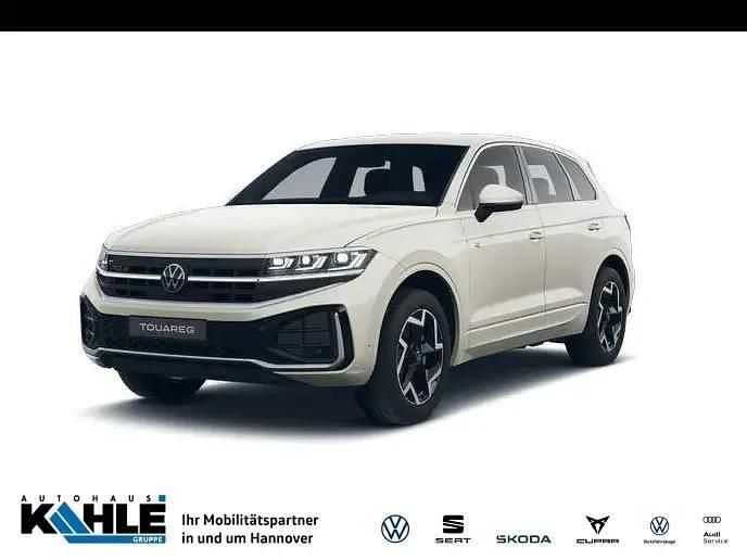 Beige Neu 2025 VW Touareg R-line SUV | 115.300 € - Bild 1/4