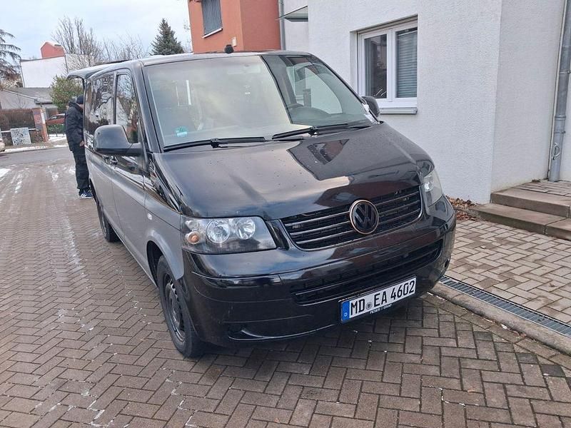 Second-hand VW T5 131 CP (96 kW) 2007 Negru Van
