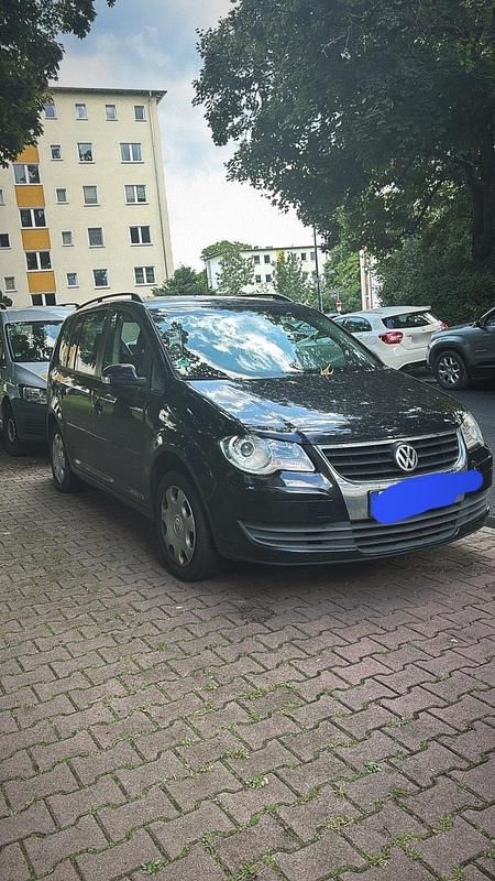 Gebraucht VW Touran 105 PS (77 kW) 2008 Schwarz Van / Kleinbus