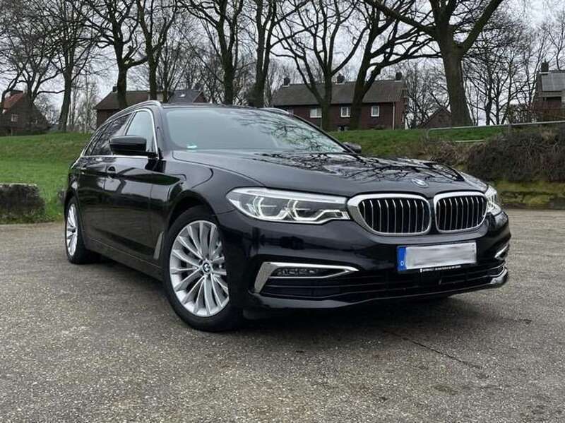 Schwarz Gebraucht 2019 BMW 530 Luxury Line Kombi | 26.500 € (Superpreis) - Bild 1/4