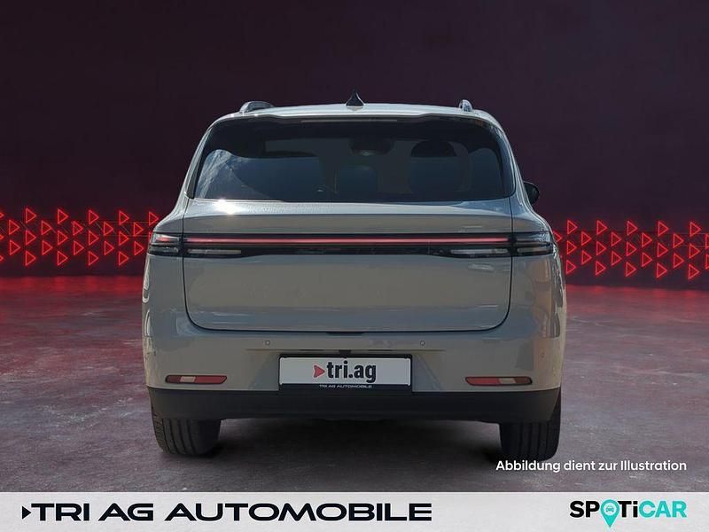 Gebraucht Leapmotor C10 158 kW (215 PS) 2025 Tundra grey SUV