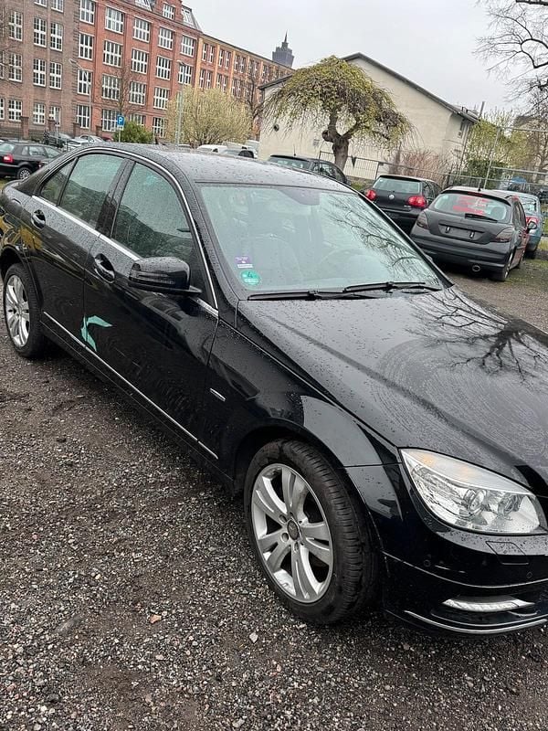 Gebraucht Mercedes C200 190 PS (139 kW) 2010 Limousine