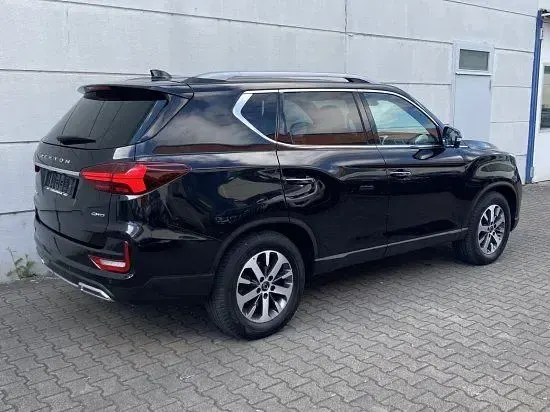 Gebraucht KGM Rexton 201 PS (147 kW) 2023 Space black met. lak SUV
