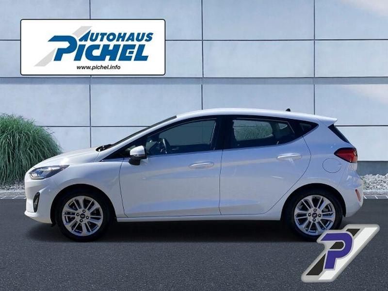 Gebraucht Ford Fiesta Titanium 125 PS (91 kW) 2022 Weiß Kleinwagen