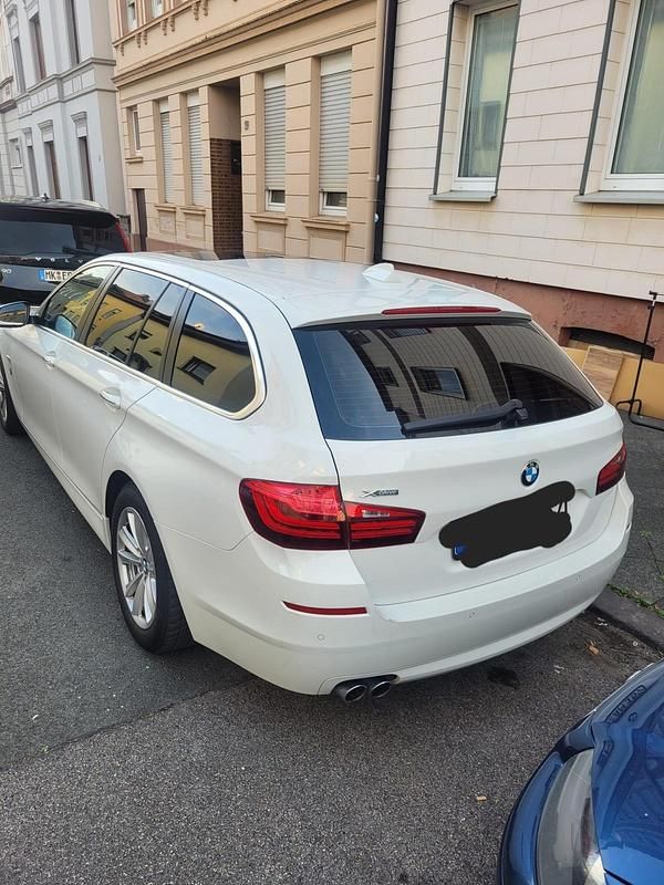 Gebraucht BMW 520 184 PS (135 kW) 2014 Weiß Kombi