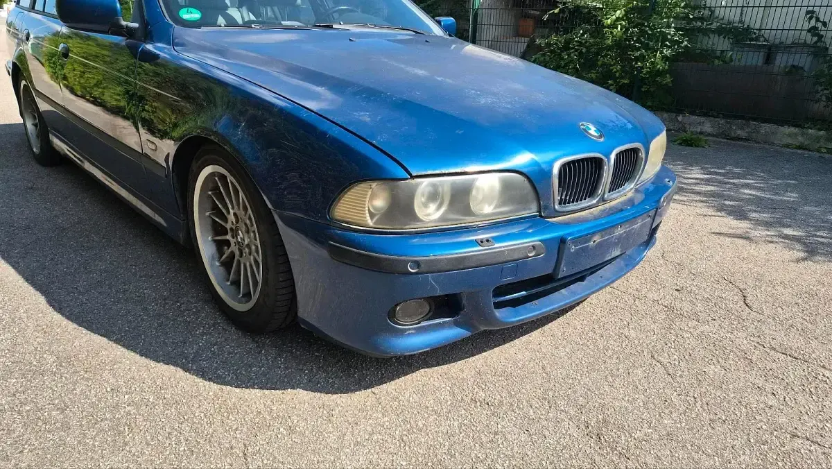 Gebraucht BMW 530 M Sport 231 PS (169 kW) 2002 Blau Kombi
