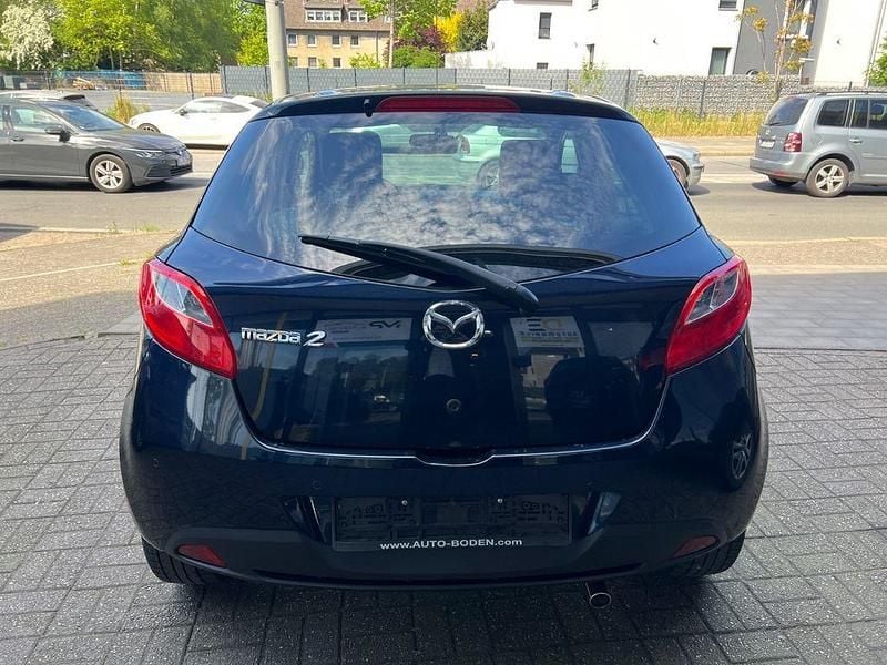 Second-hand Mazda 2 Sendo 84 CP (61 kW) 2014 Albastru Berlinǎ