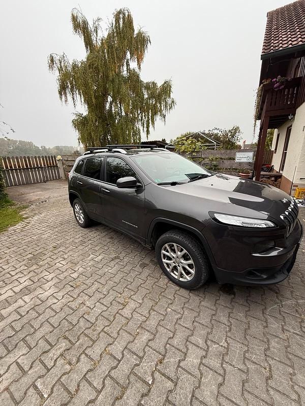 Gebraucht 2015 Jeep Cherokee SUV | 13.599 € (Fairer Preis) - Bild 1/4