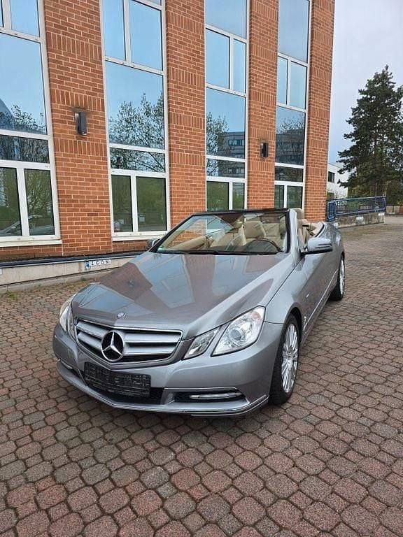 Gebraucht Mercedes E350 Elegance 306 PS (225 kW) 2012 Grau Cabrio