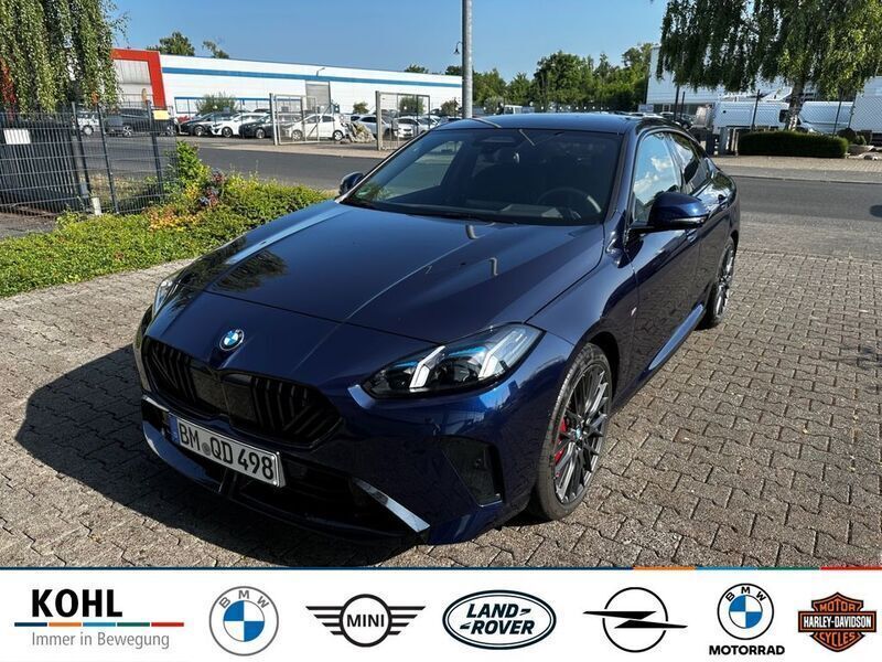 Blau Gebraucht 2025 BMW 220 M Sport Coupé | 43.900 € (Etwas zu teuer) - Bild 1/4