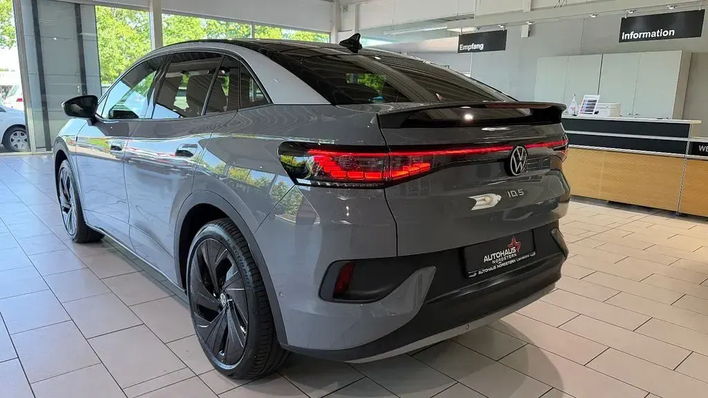 Usata VW ID.5 Pro Performance 150 kW (204 CV) 2023 Grigio SUV