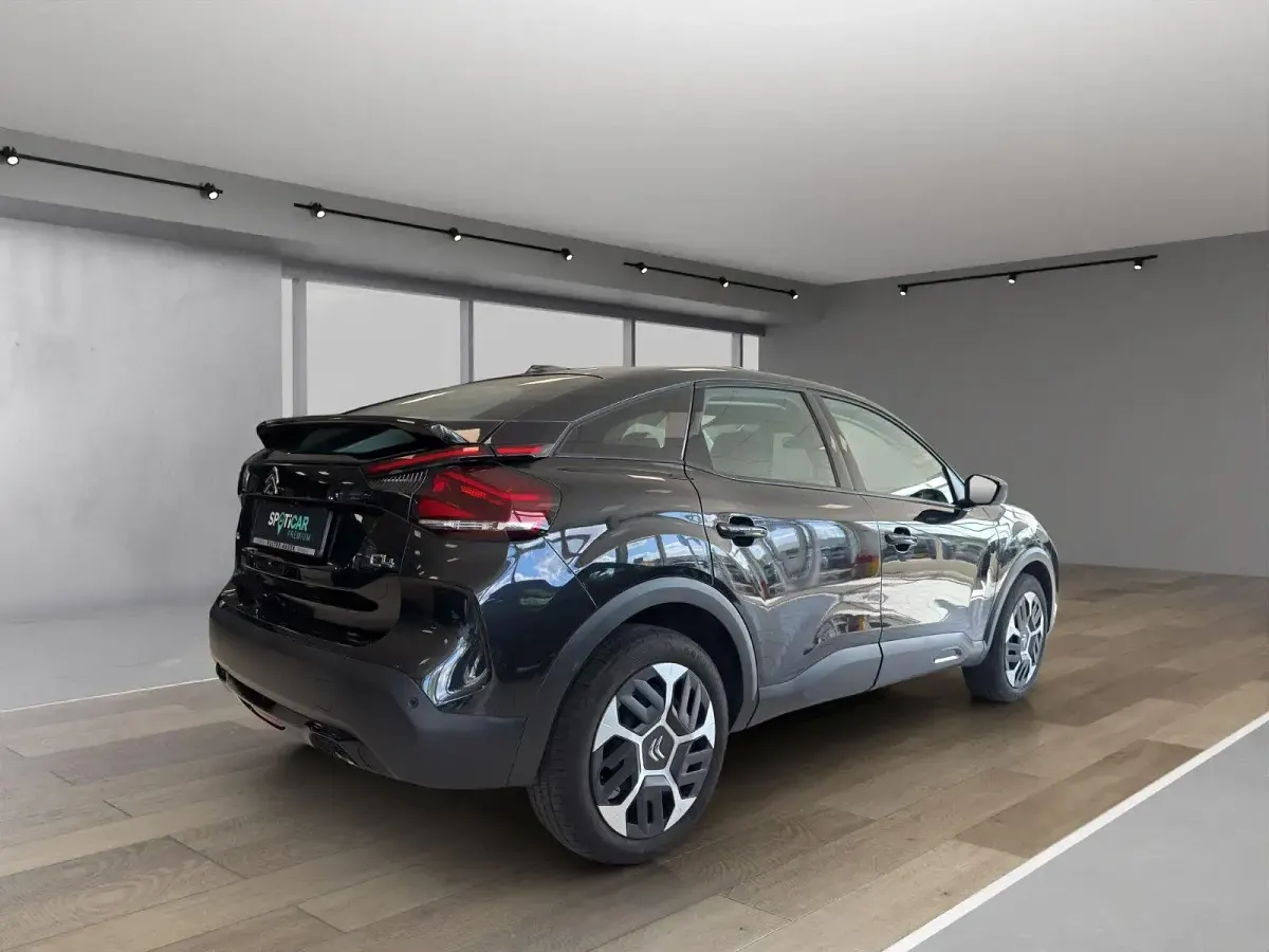 Gebraucht Citroën C4 Feel 131 PS (96 kW) 2021 Schwarz SUV