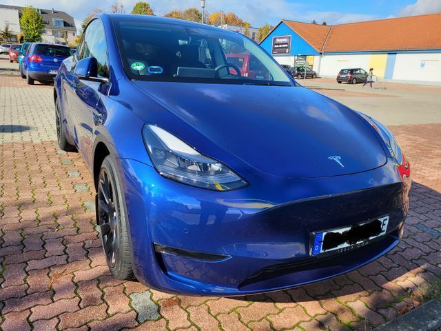 Verkauft Tesla Model Y 20 Long Range ., gebraucht 2022, 4.500 km in  Schauenburg