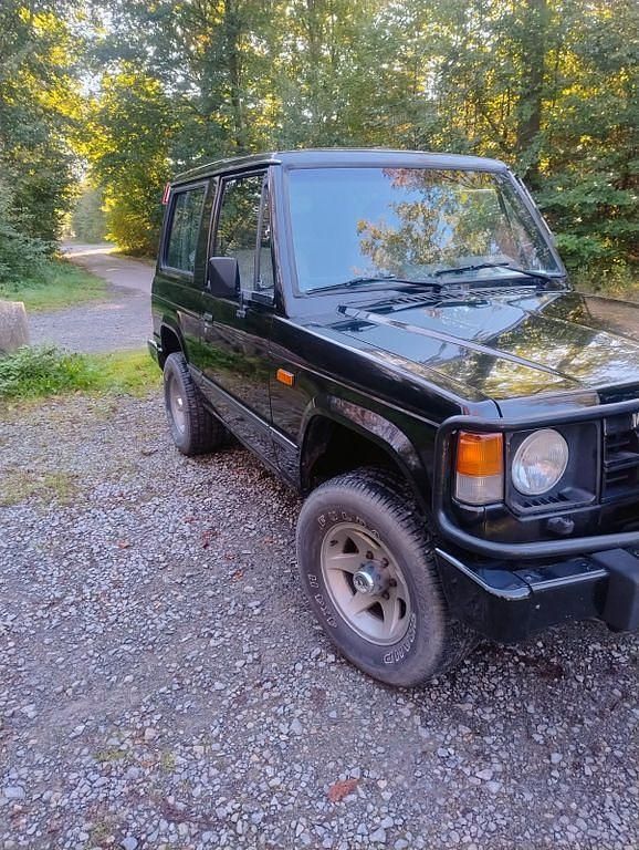 Schwarz Gebraucht 1989 Mitsubishi Pajero SUV | 9.400 € - Bild 1/4