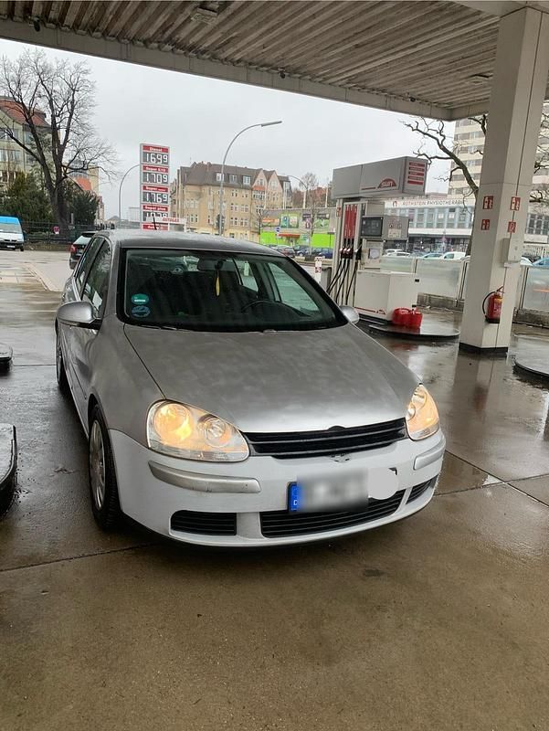 Gebraucht VW Golf V 105 PS (77 kW) 2007 Silber Limousine