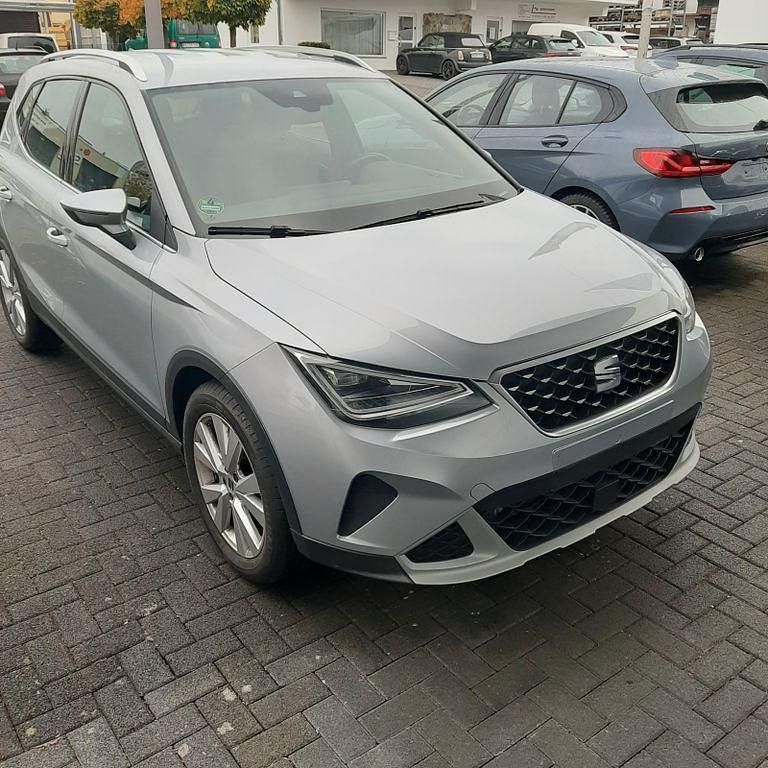 Gebraucht Seat Arona 110 PS (80 kW) 2022 Silber SUV
