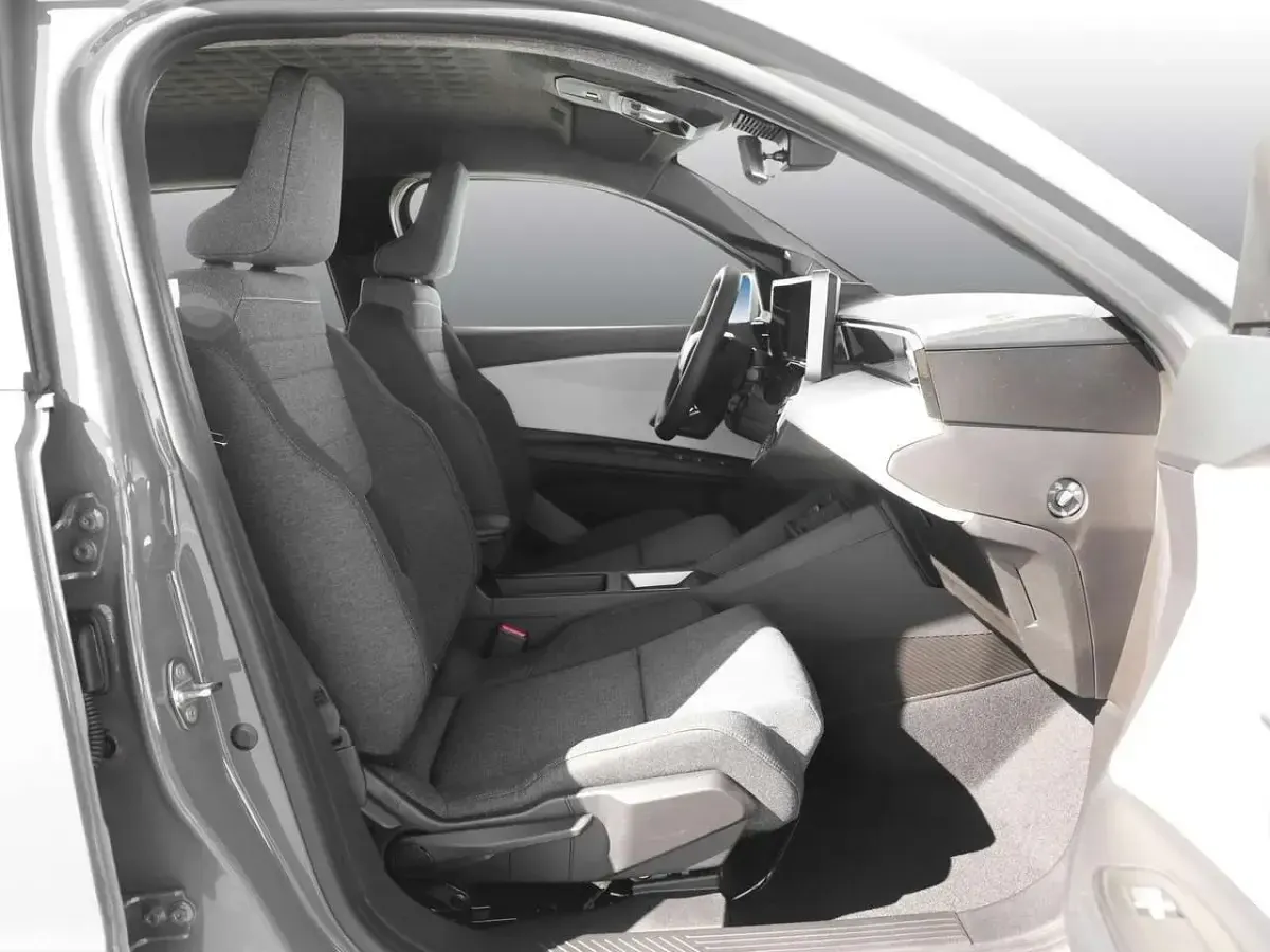 Nouă Renault R4 Evolution 89 kW (122 CP) 2026 Gri Berlinǎ