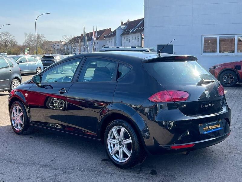 Gebraucht Seat Leon 105 PS (77 kW) 2010 Kleinwagen
