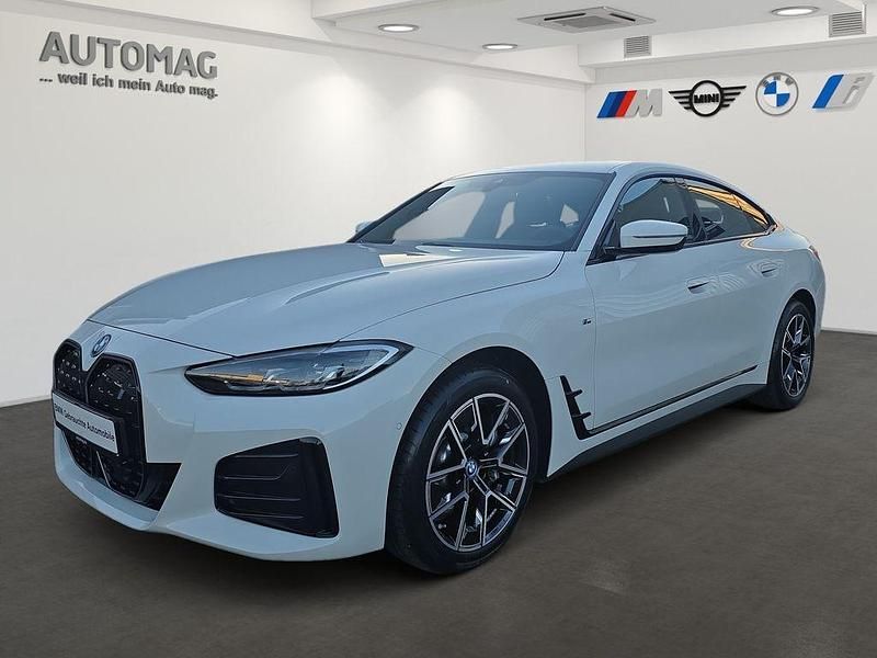 Weiß Gebraucht 2023 BMW i4 M Sport Limousine | 39.890 € (Fairer Preis) - Bild 1/4