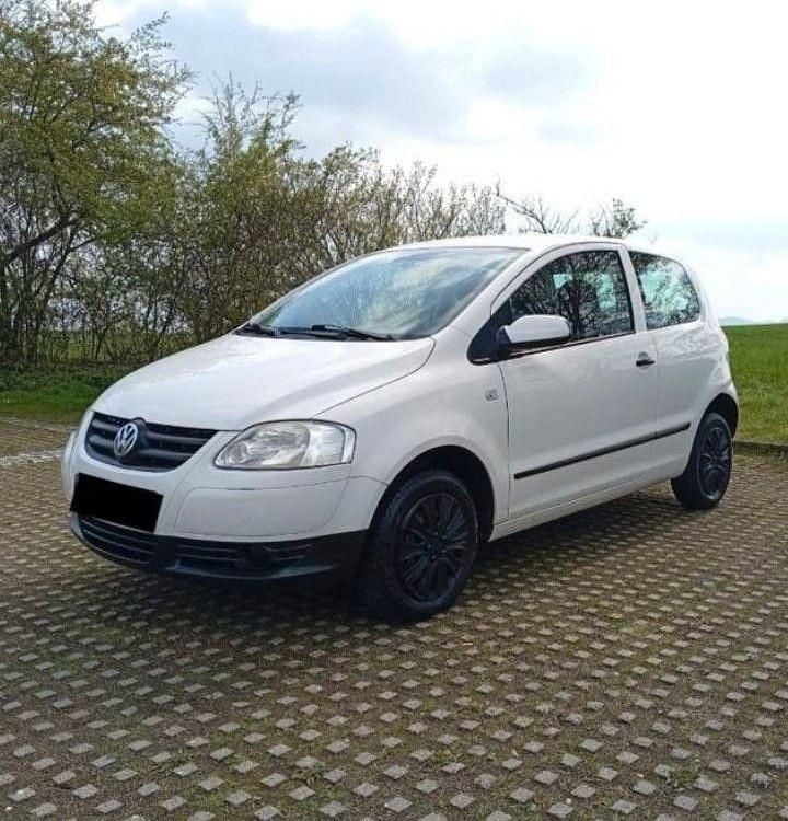 Gebraucht VW Fox Style 54 PS (39 kW) 2005 Weiß Kleinwagen