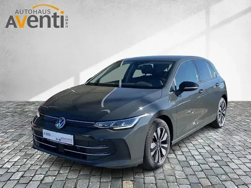 Gebraucht VW Golf VIII Goal 116 PS (85 kW) 2025 Grau Limousine