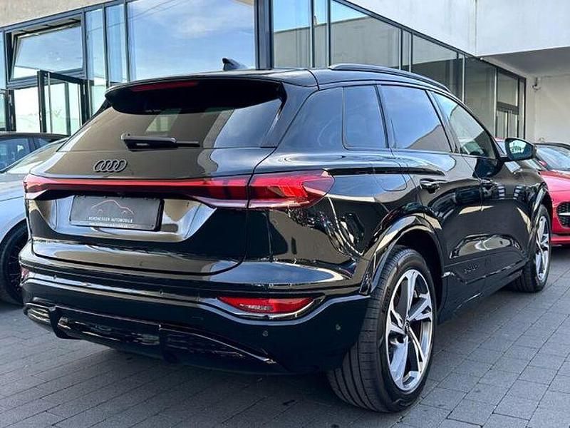Gebraucht Audi SQ6 e-tron Sport 360 kW (490 PS) 2024 Schwarz SUV