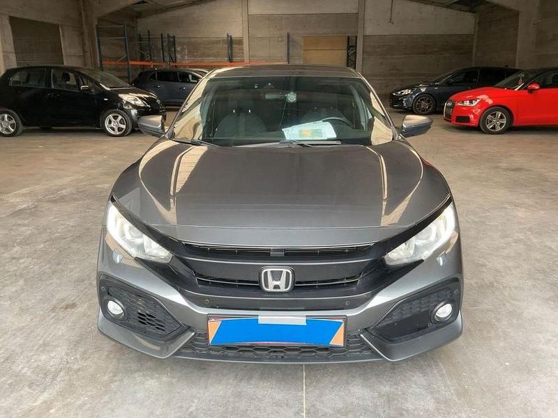 Gebraucht Honda Civic Elegance 129 PS (94 kW) 2017 Polished metal m. Limousine