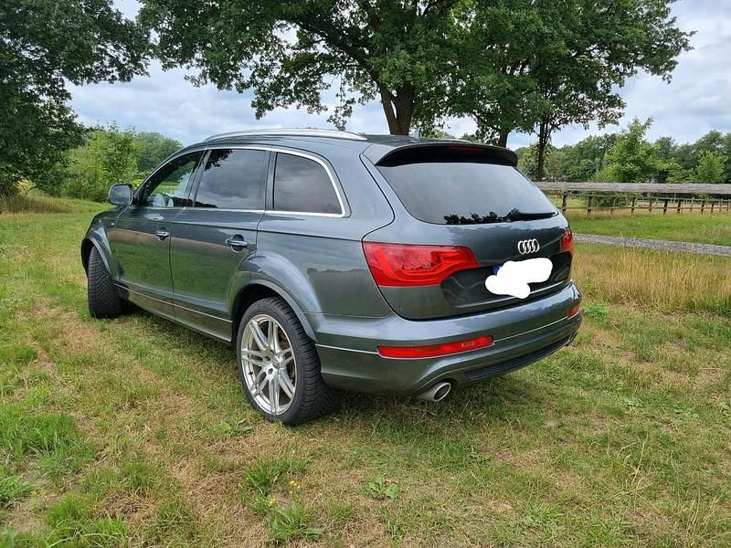 Usata Audi Q7 245 CV (180 kW) 2012 Grigio SUV