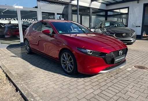 Gebraucht Mazda 3 Prime-Line 186 PS (136 kW) 2020 Rot Limousine