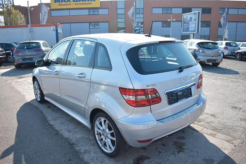 Gebraucht Mercedes B170 116 PS (85 kW) 2008 Silber Van / Kleinbus