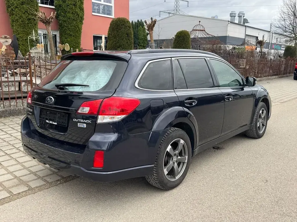 Occasion Subaru Outback Trend 150 ch (110 kW) 2014 Bleue Break