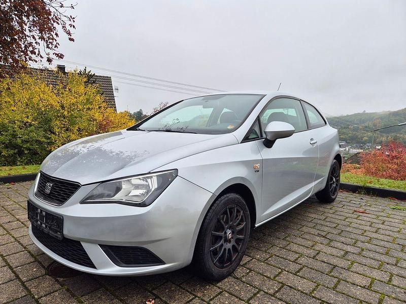 Silber Gebraucht 2012 Seat Ibiza SC Stylance Kleinwagen | 4.590 € (Fairer Preis) - Bild 1/4